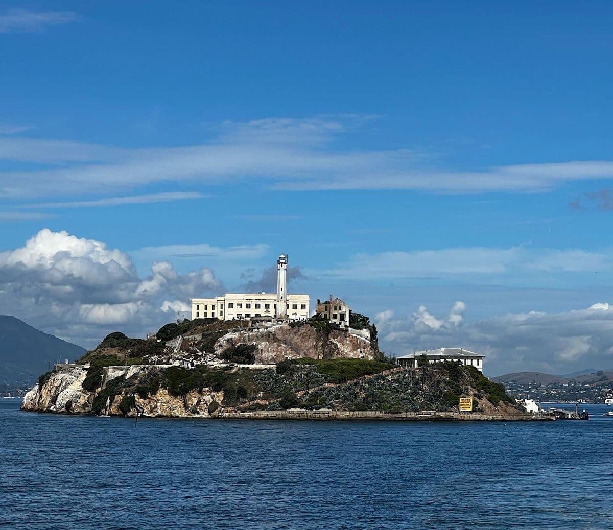 Alcatraz tour including ferry boat and Wharf lunch credit