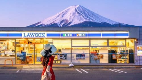 Iconic Fuji Adventure: Kawaguchiko, Stairway Town & Instagram Hotspots