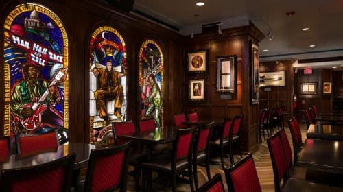 Meal at the Hard Rock Cafe Washington DC Day Tours