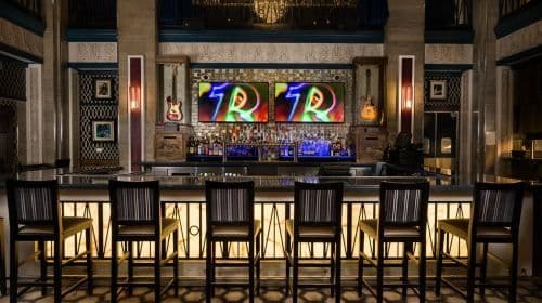 Meal at the Hard Rock Cafe Washington DC Day Tours