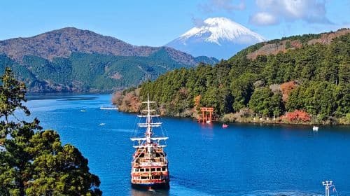 Japan Hakone Shrine kabelbaan + Owakudani + Lake Ashi + Lake Yamanaka Shiratori Hama 1-daagse tour Dagtochten