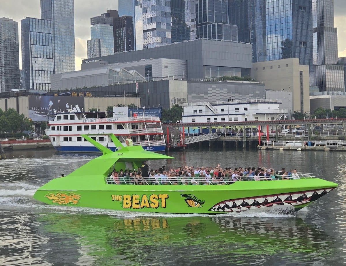 New York: Circle Line Evening Sightseeing Cruise