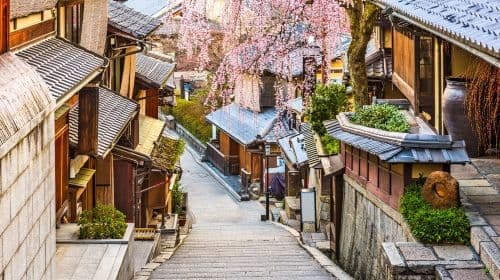 Japonia Kioto Świątynia Kiyomizu Chram Fushimi Inari Park Nara Świątynia Todaiji 13-osobowa wycieczka jednodniowa w małej grupie