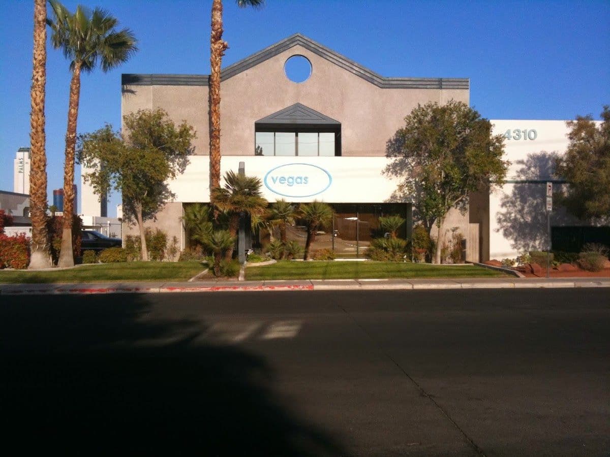 VIP Vegas nightclub crawl
