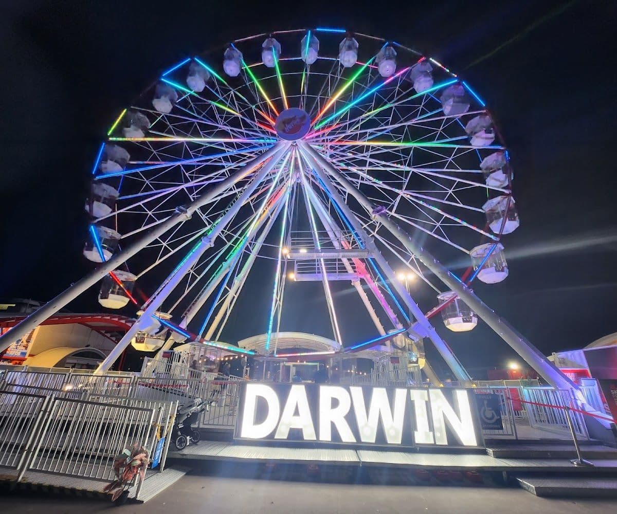 Charles Darwin Sunset Buffet Dinner Cruise