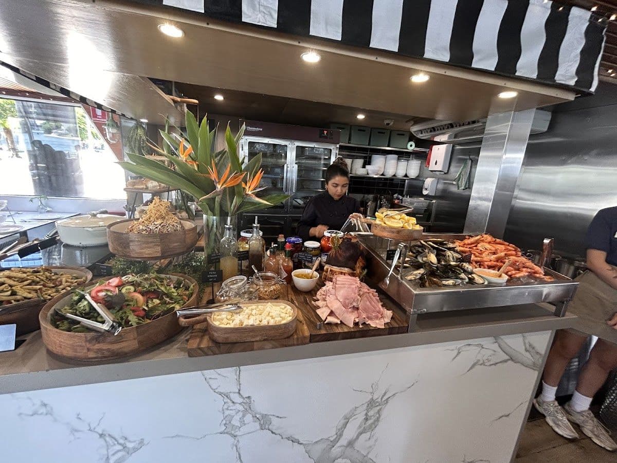Gold Coast Buffet Lunch Cruise
