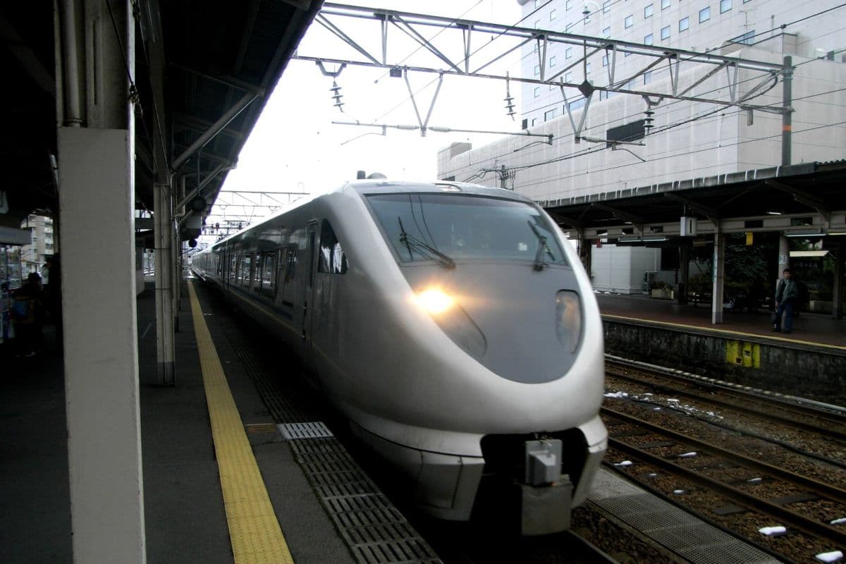 JR WEST THUNDERBIRD - Billete de ida Hokuriku [E-Ticket]
