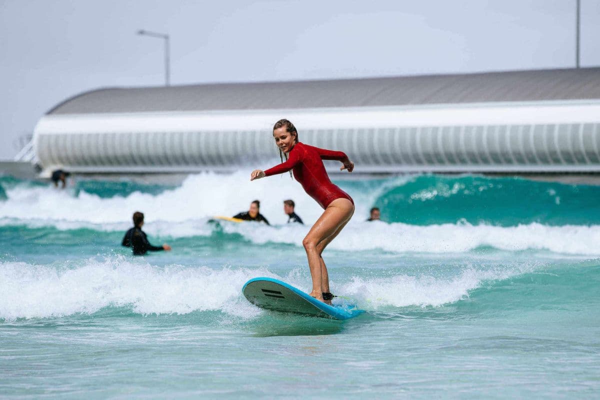 Lezione di surf per principianti
