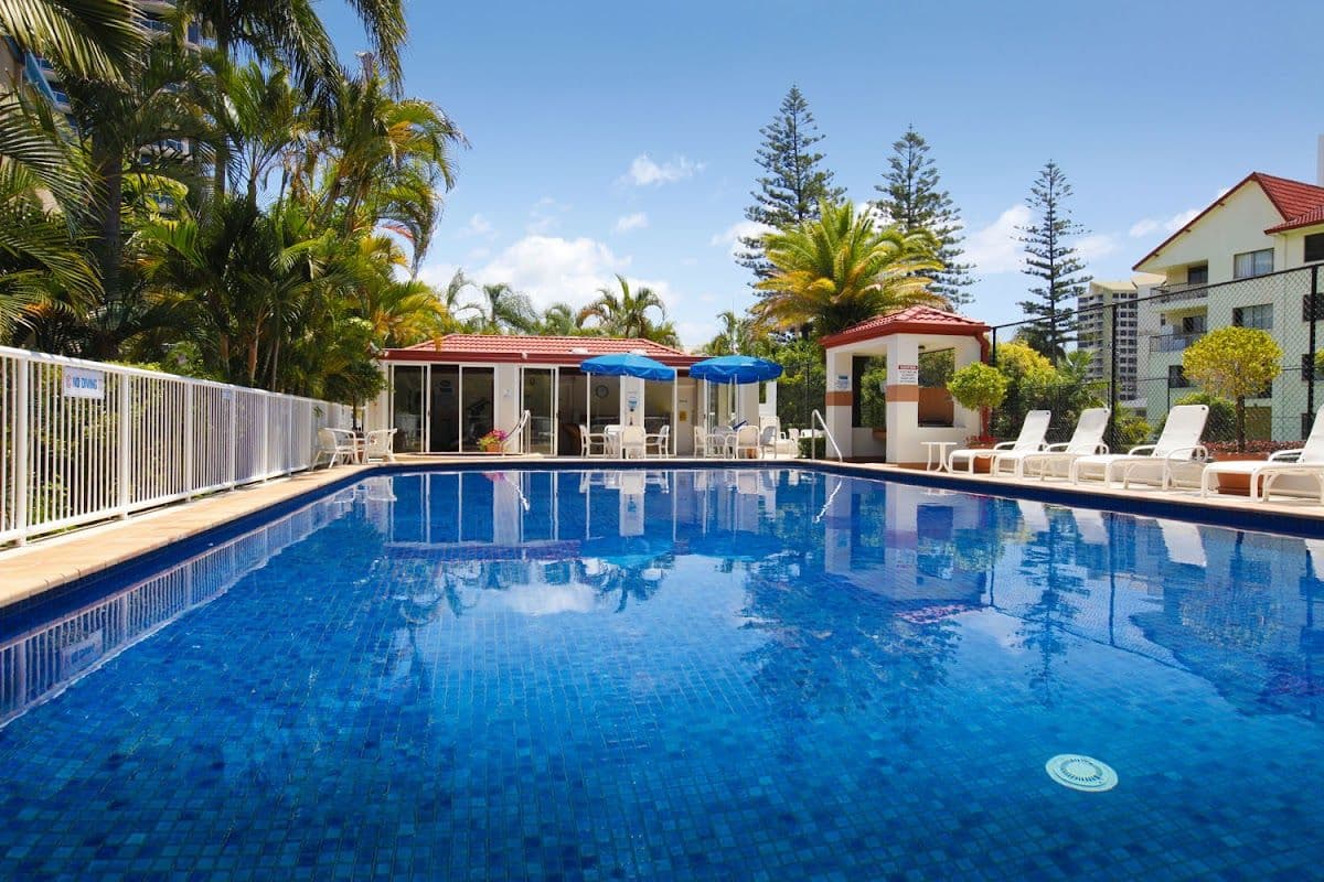 Surfing Paradise/Broadbeach/Coolangatta Surfing Experience 2 Hour Course