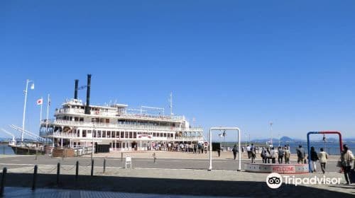 Rejs Michigan (Port Otsu / Lake Biwa Kisen)