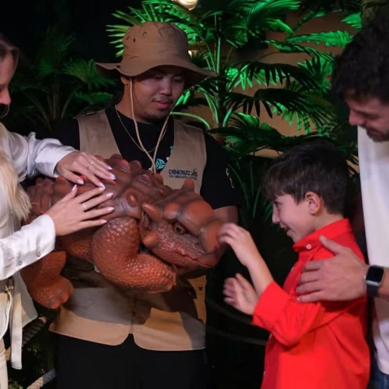 Dinosaurs: The Immersive Odyssey