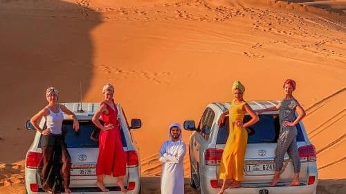 Dubai Desert Safari Day Tour [Popularny obóz na pustyni + zachód słońca + przejażdżka na wielbłądzie + występy + kolacja] Wycieczki jednodniowe