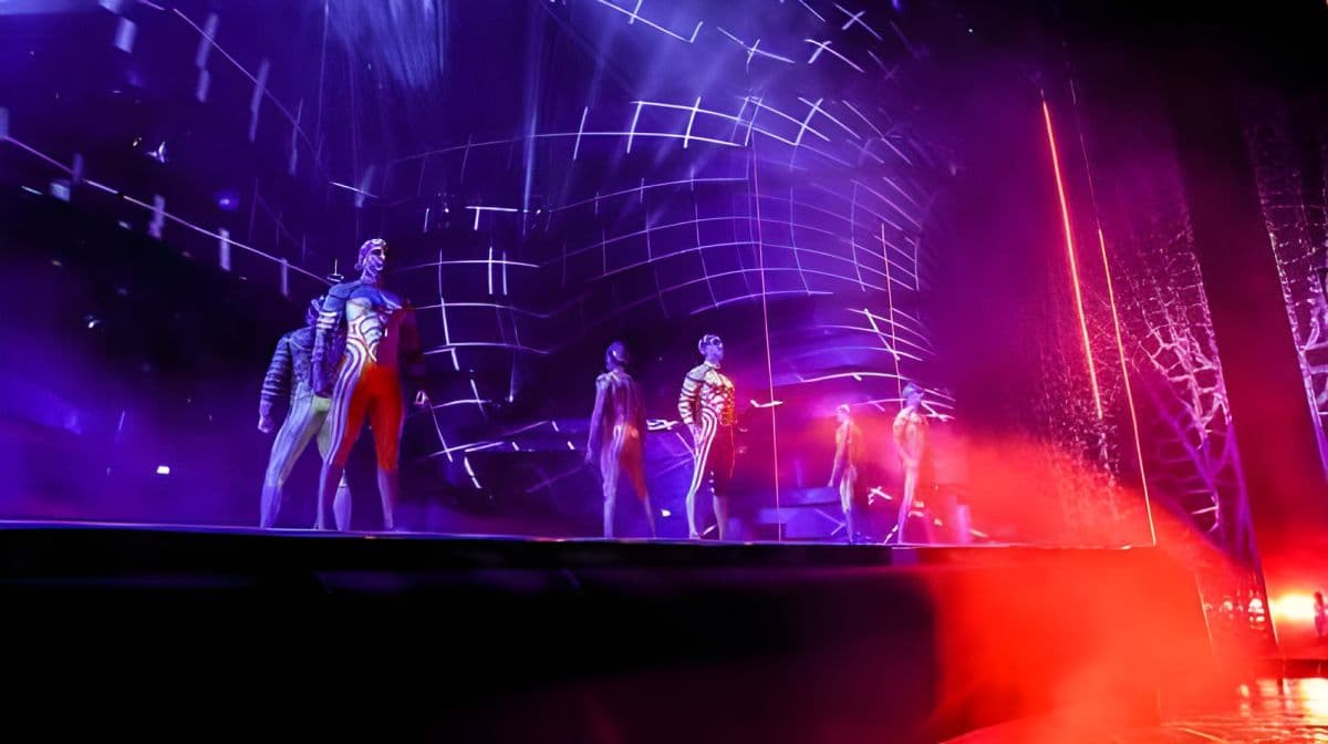 Dubái: Entradas para el espectáculo La Perle by Dragone y tours de un día