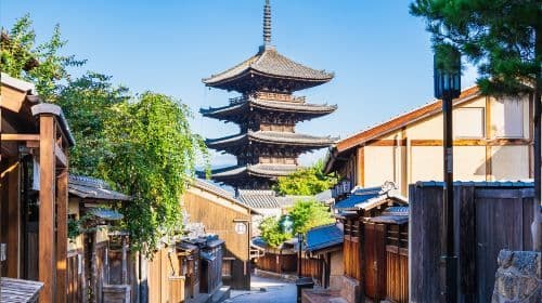 Kyoto & Uji 1-Day Tour | Explore Kinkaku-ji, Kiyomizu-dera Temple, and Byodo-in to Experience the Essence of Kyoto Day Tours