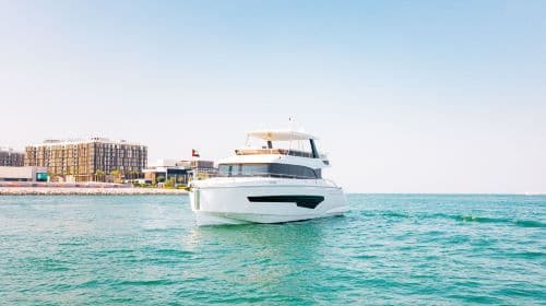 [Dubai Yacht Charter] Dubai Yacht Sea Sightseeing/Luxury Yacht Charter/Sea Fishing/Morning Light Tour/Romantic Sunset/Gala-Aura-Reno75 feet can accommodate 25 people Transport Passes