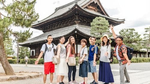 Tour a piedi privato e personalizzato di mezza giornata a Kyoto con una guida