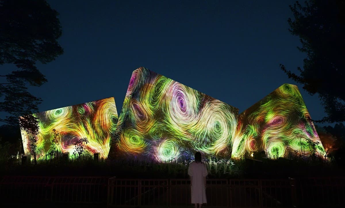 teamLab Botanical Garden Osaka