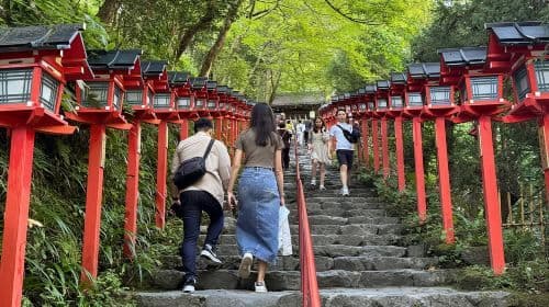 Kyoto: Dagtocht naar Kifune Shrine en de heilige Kifune Valley