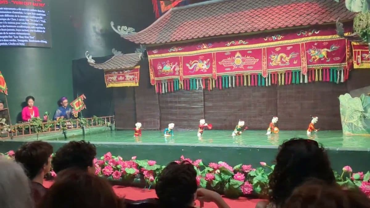 Lotus Water Puppet Show, Hanoi