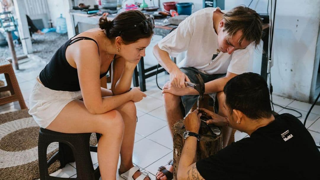 Silberschmuck-Workshop in Sanur, Bali