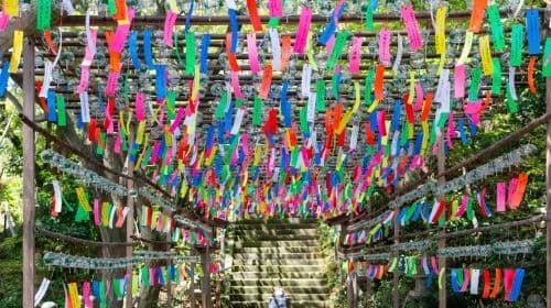 Kyushu Secret Land, Nyorin-Tempel, Ghibli-Märchenstadt Tagestour