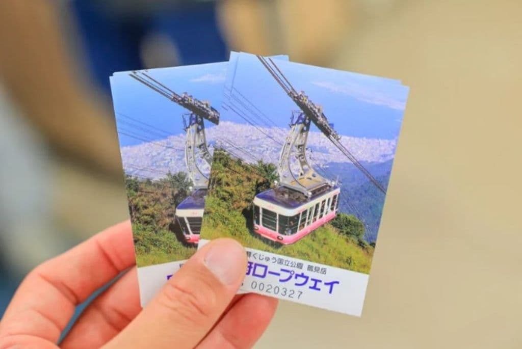 Kyushu-Oita Itinerary: Dazaifu Tenmangu Shrine & Beppu Ropeway & Yufuin | Fukuoka