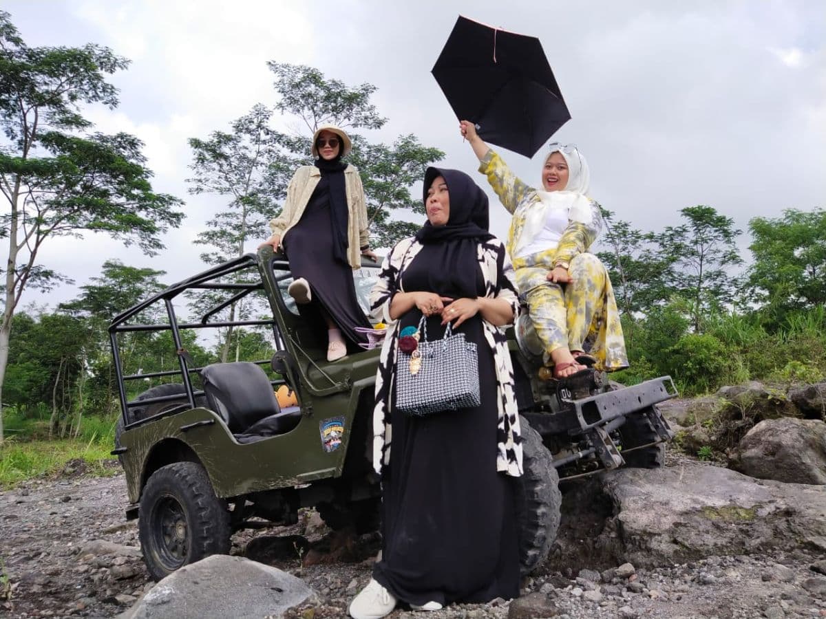 Mount Merapi Jeep Adventure by JAM