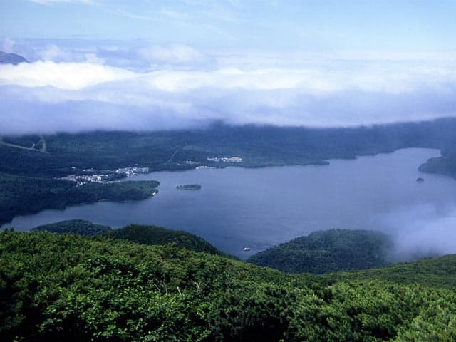 Lake Akan