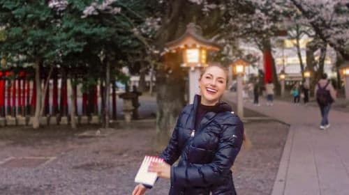 Wandeltocht met erkende gids door de kersenbloesem van Meguro, Tokio