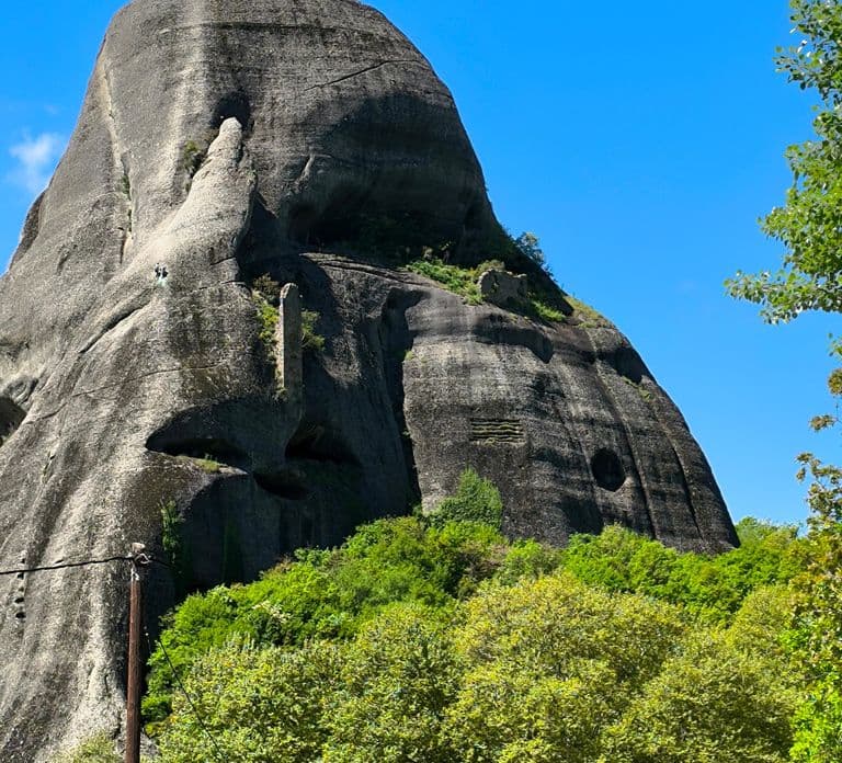 2 days Spanish guided tour in Delphi and Meteora