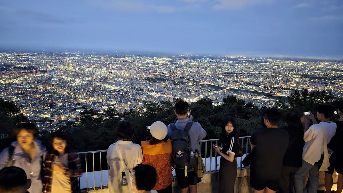 Mt. Moiwa Ropeway & Mini Cable Car Round-trip Ticket Package | Japan