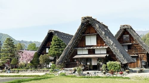 Nagoya Takayama Shirakawa one-day tour| 9-person small group/ bus group Chinese/Mandarin service available Day Tours
