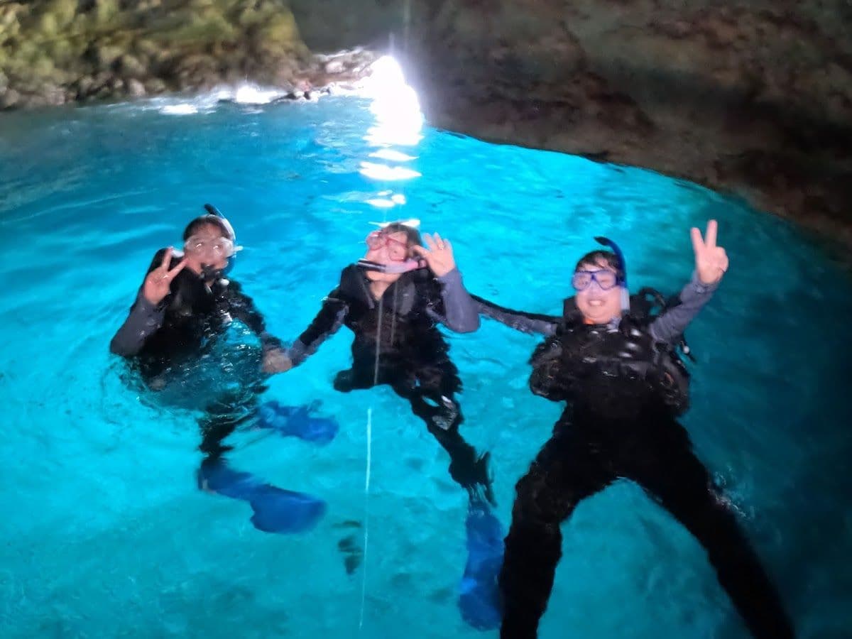 Okinawa Blue Cave (Chinese Guide)
