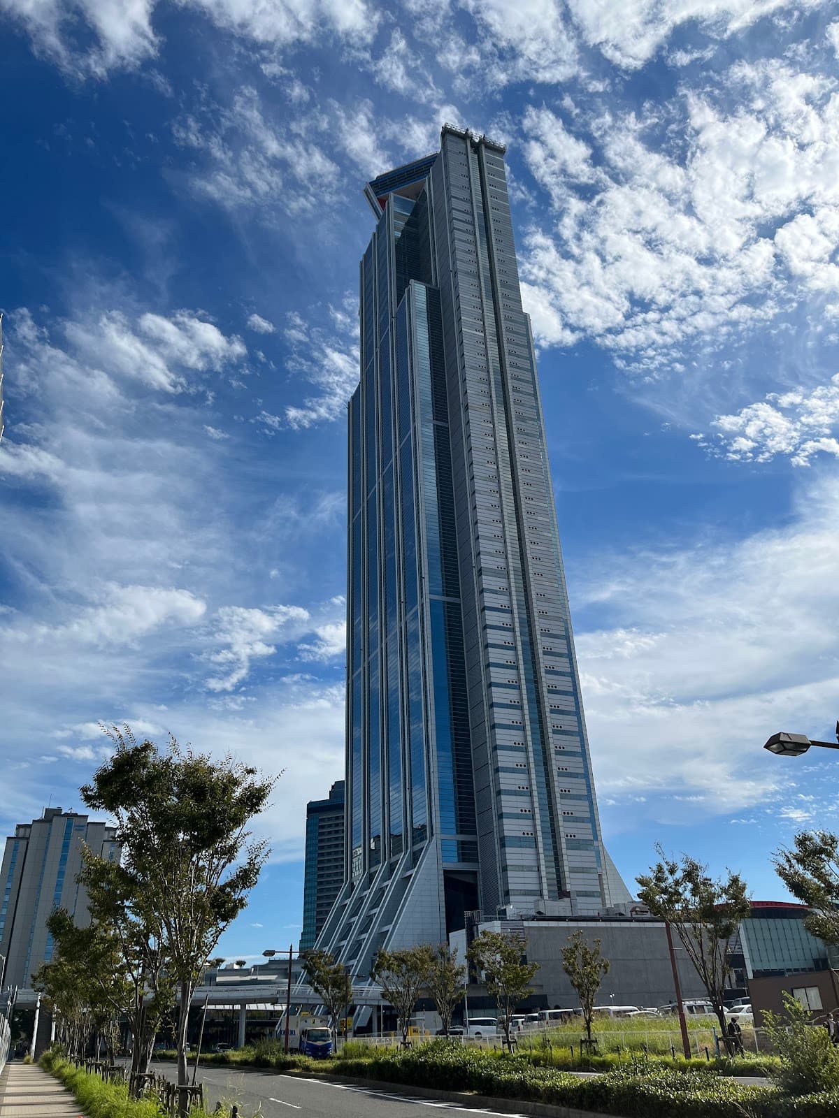 Osaka Prefectural Government Sakishima Building