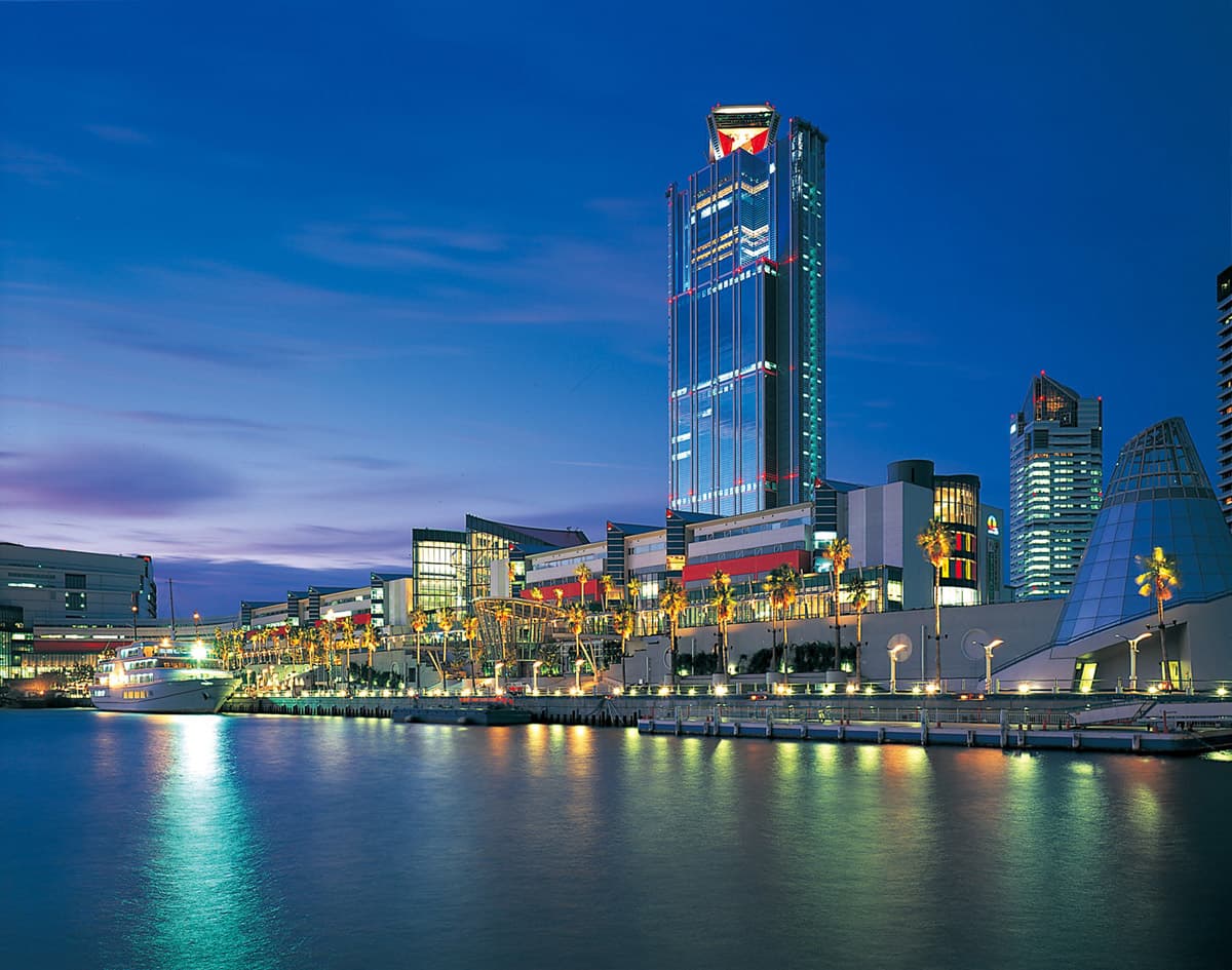 Osaka Prefectural Government Sakishima Building