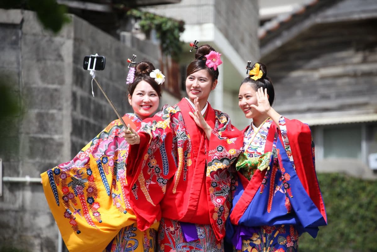 Ryukyu Costume Studio Chura Bijin