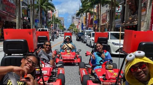 Street Kart : expérience de karting dans les rues d'Okinawa