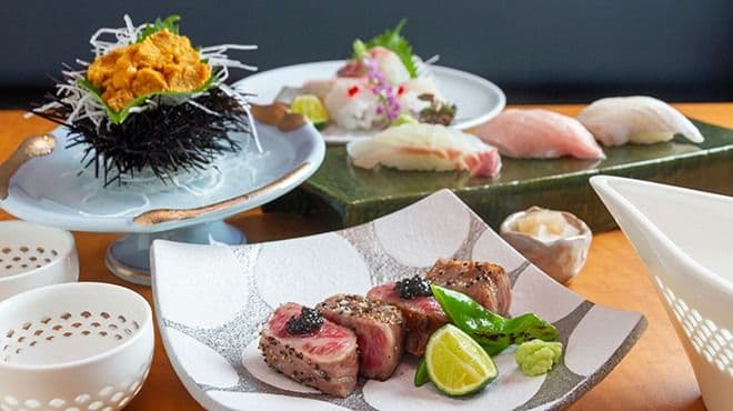 Sushi Gotengo - 10-piece Nigiri Sushi course (13 items total)