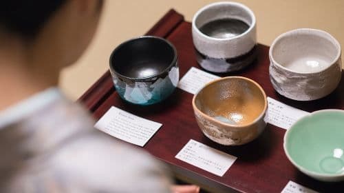 Workshop di cerimonia del tè a Tokyo con un istruttore esperto