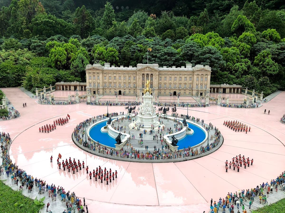 Tobu World Square