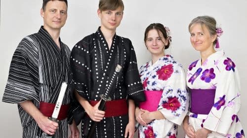 Tokyo: Asakusa Kimono Dressing and Matcha Experience Day Tours