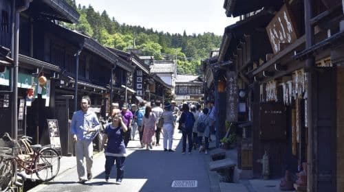 Wycieczka za osobę | Dziedzictwo UNESCO Hida Takayama + wioska Shirakawa-go Gassho | Wyjazd z Nagoi