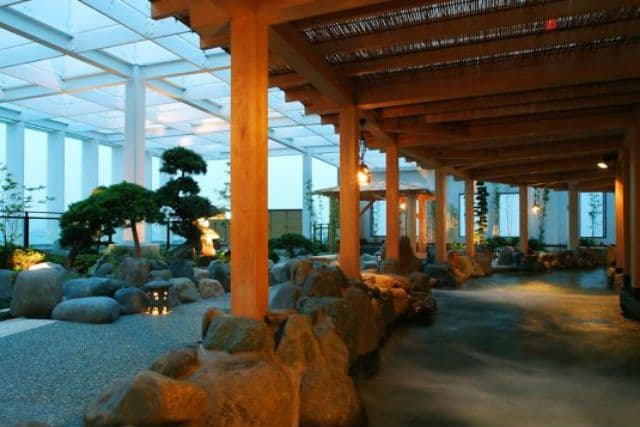 Yokohama Minato Mirai Manyo Club