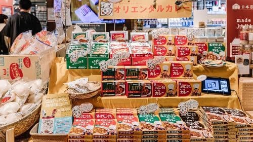 Tour gastronomici privati di Yokohama con un locale: tour giornalieri personalizzati al 100%