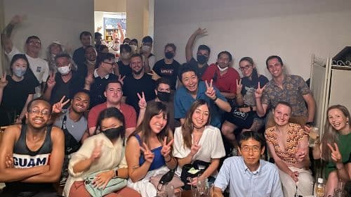 Spettacolo di Standup Comedy in inglese ”Why Why Japan!?” a Tokyo - Tour giornalieri