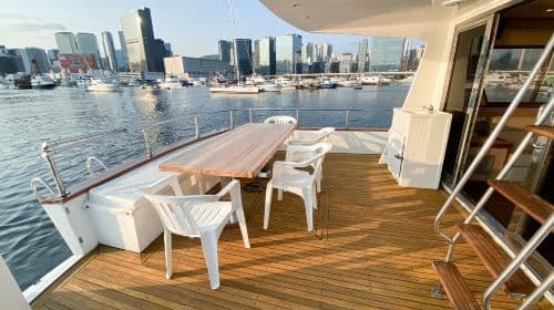 Noleggio Yacht a Hong Kong: Un must per piccoli gruppi: Classici yacht di lusso in stile occidentale