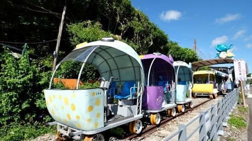 Family Seaside Fun: New Taipei City Shen'ao Rail Bike + National Museum of Marine Science and Technology + Colorful Street Houses Day Tour Day Tours