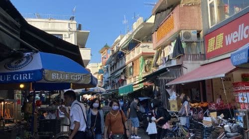 Jednodniowa wycieczka na wyspę Cheung Chau i do Central w Hongkongu: kameralna grupa, przejazd autobusem z otwartym dachem i popołudniowa herbata w stylu Hongkongu