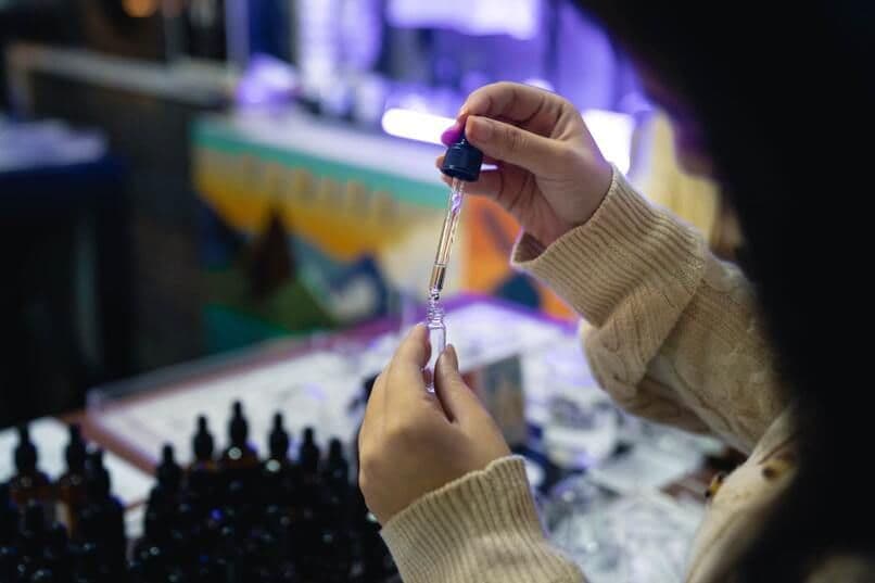 Perfume Making Workshop - Fragrance Design & Mixology Session