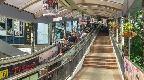 Lo mejor de Hong Kong: tour guiado por la ciudad (Star Ferry, tranvía, degustación gastronómica)